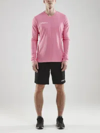 1911785-419000_Core Essence Logo Tee W_Closeup2.jpg
